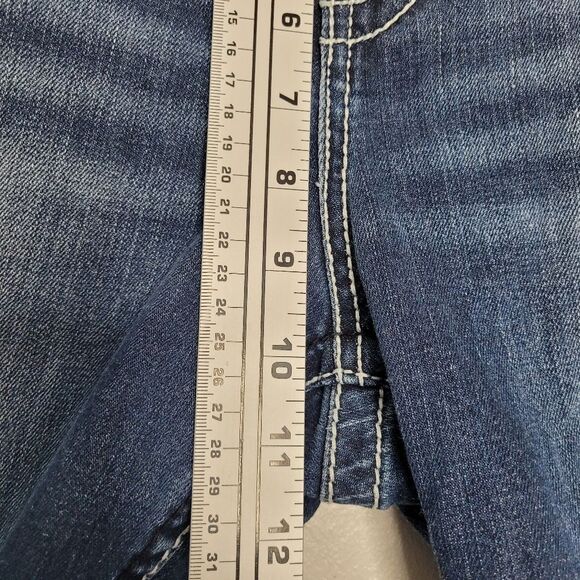 Maurices dark wash mcbling rolled hem cuff capris heavy fading Size 11/12 - Picture 6 of 7